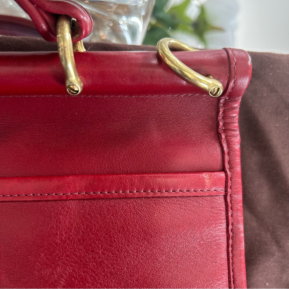 Coach Vintage Willis ♥️RED♥️ with HIDE marks (RARE) - Picture 13 of 14